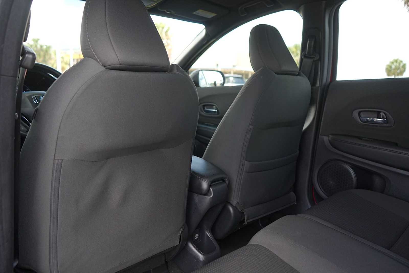 Thumbnail: 2019 Honda HR-V - 13
