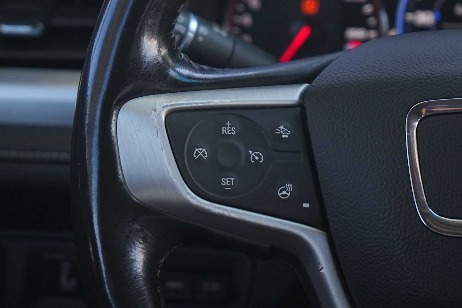 Thumbnail: 2021 GMC Acadia - 17