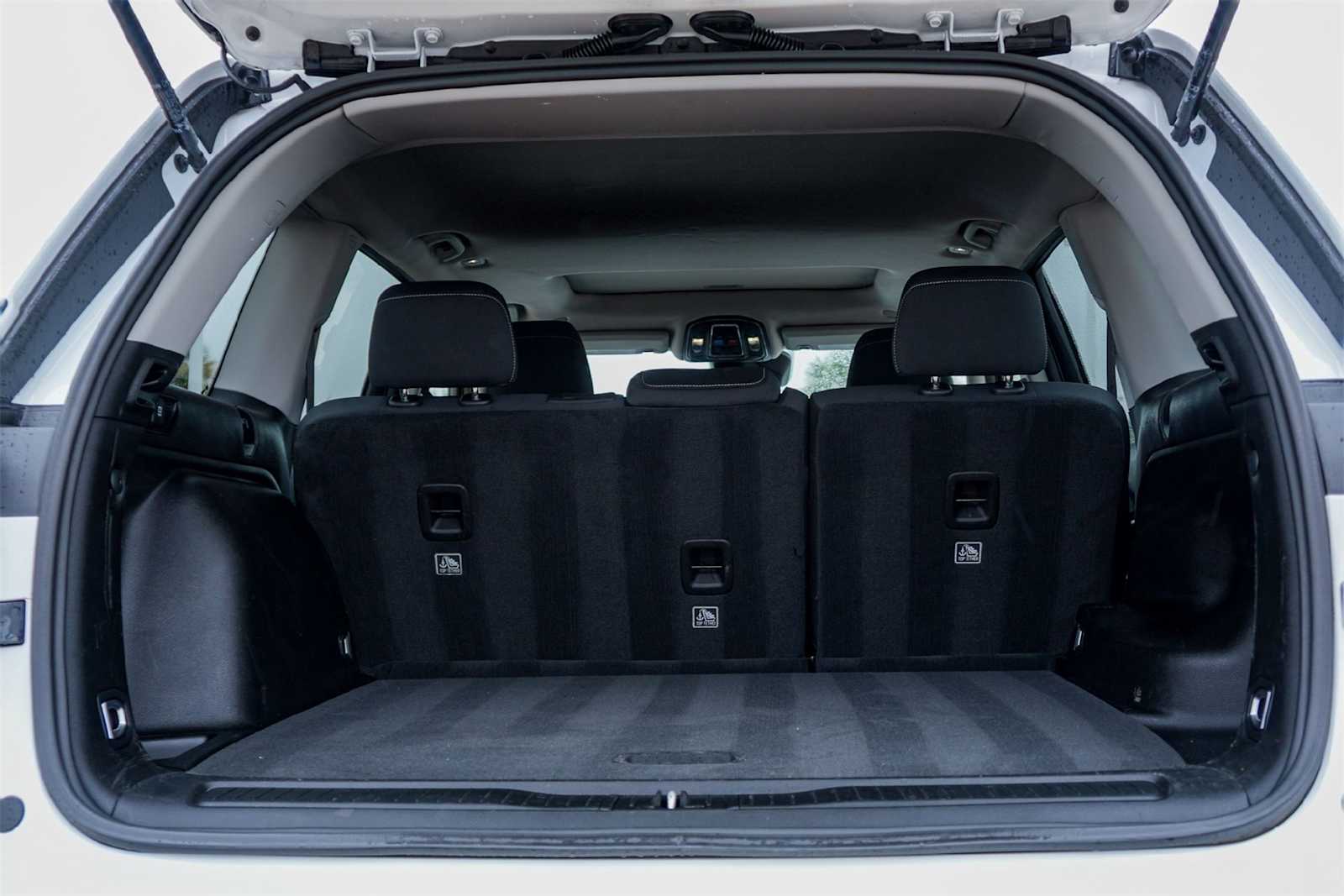 Thumbnail: 2023 Jeep Grand Cherokee - 19