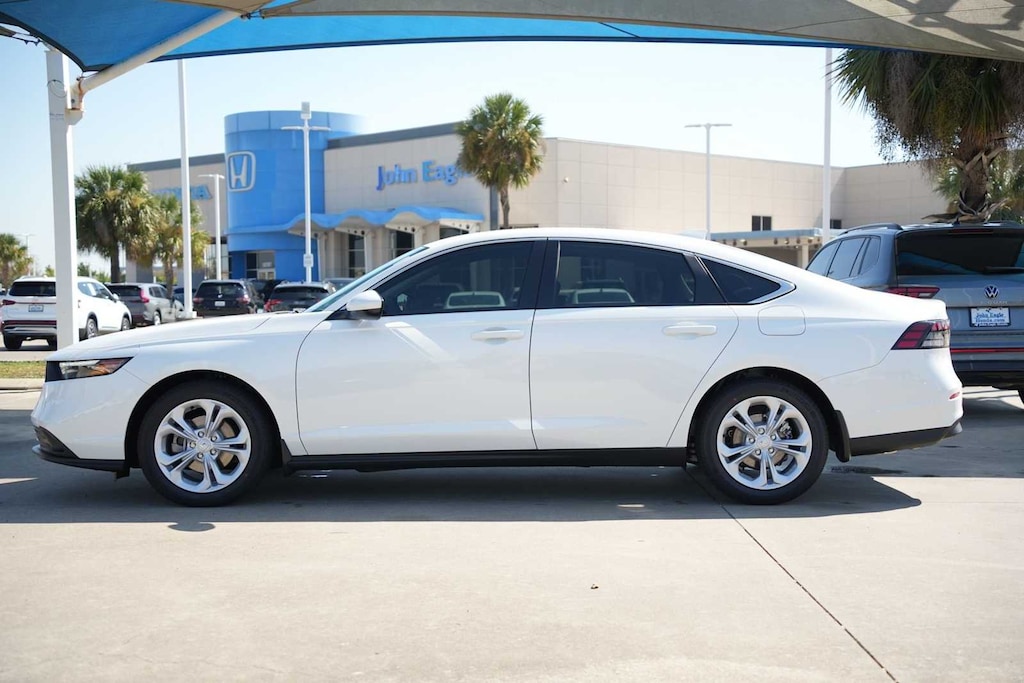 New 2025 Honda Accord LX Sedan