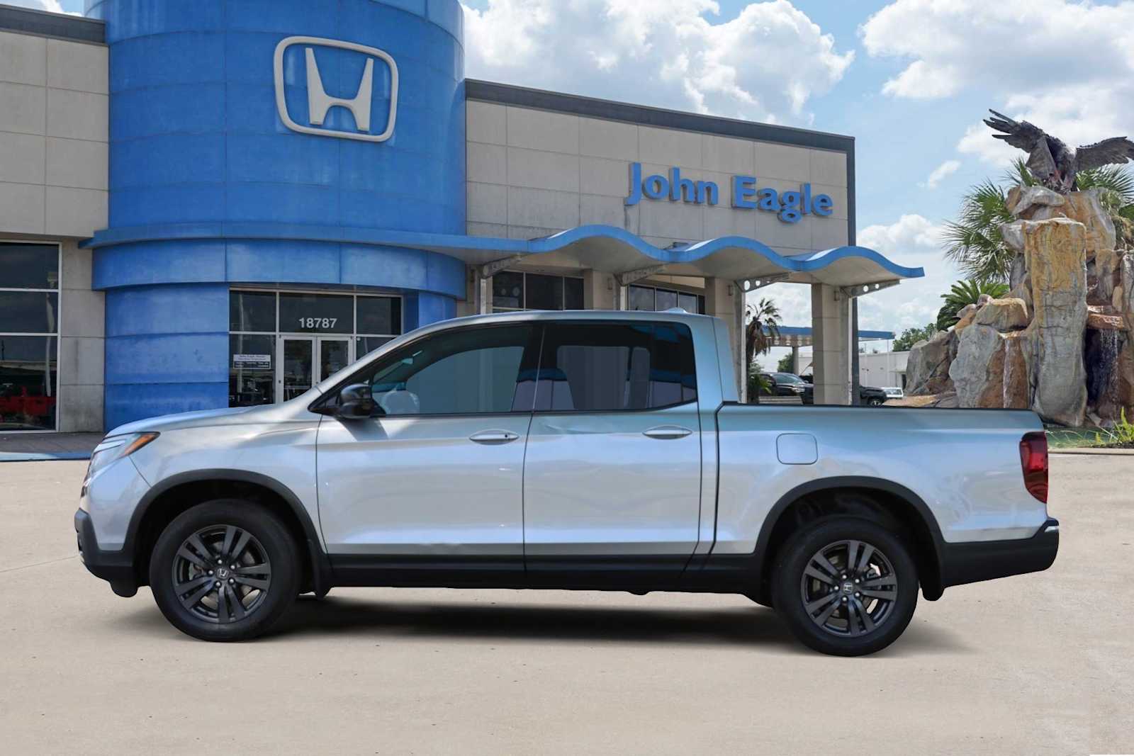 2019 Honda Ridgeline Sport 3