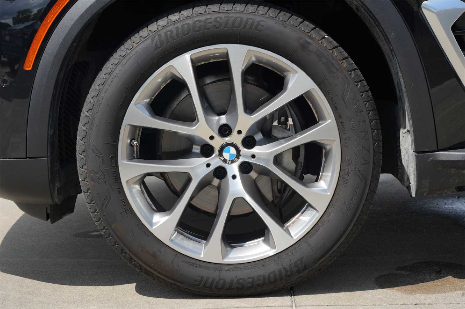 Thumbnail: 2025 BMW X5 - 8