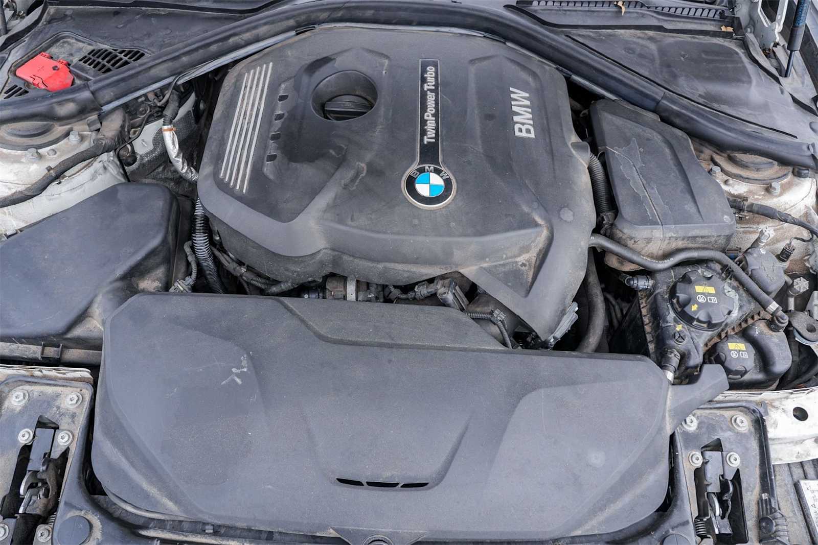 Thumbnail: 2017 BMW 3 Series - 9