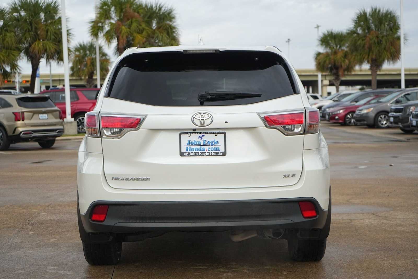 Thumbnail: 2015 Toyota Highlander - 5