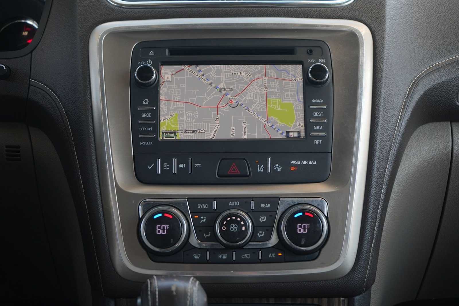 Thumbnail: 2015 GMC Acadia - 16