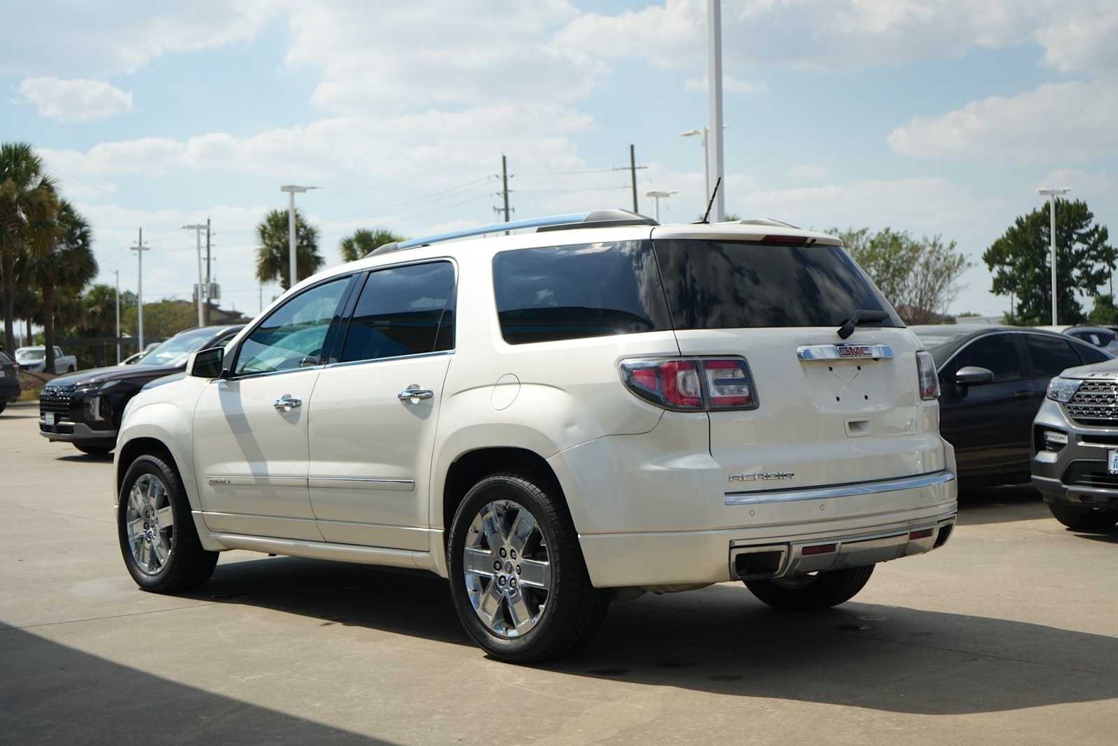 Thumbnail: 2015 GMC Acadia - 4
