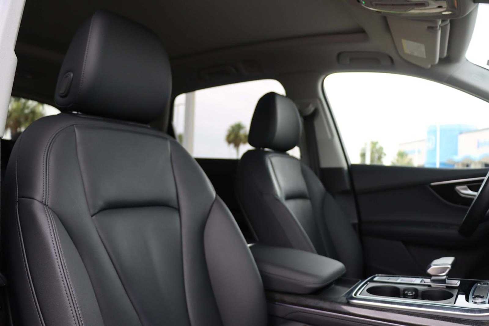 Thumbnail: 2024 Audi Q7 - 12