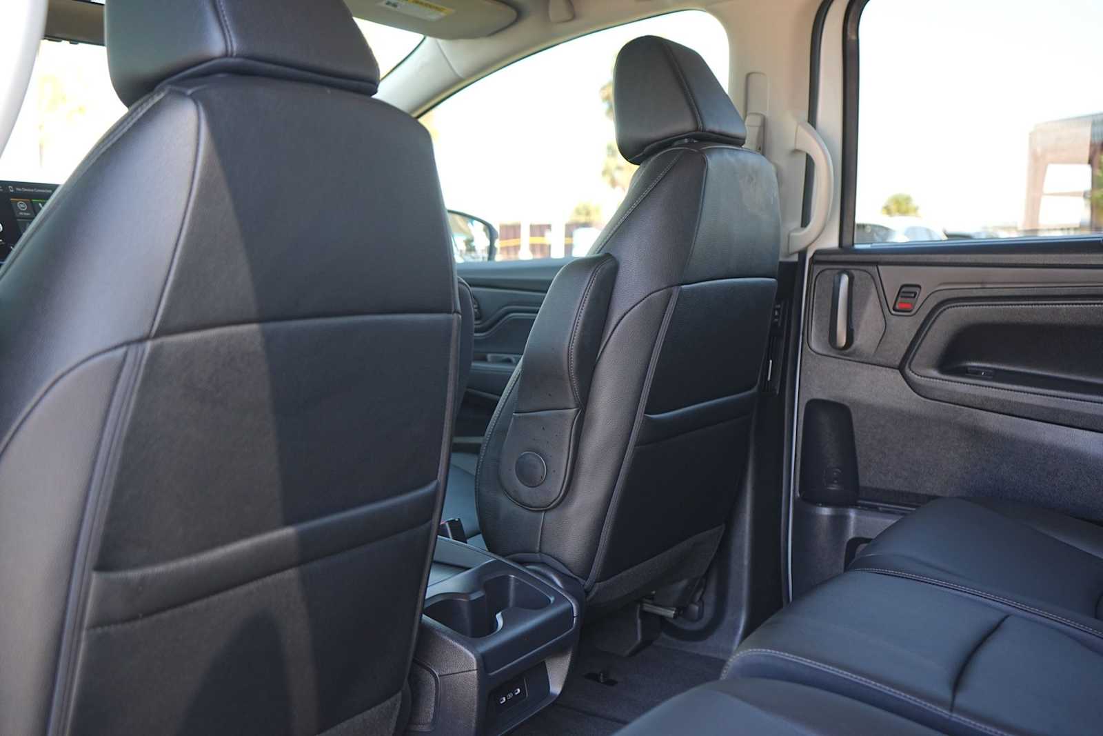 Thumbnail: 2026 Honda Odyssey - 13