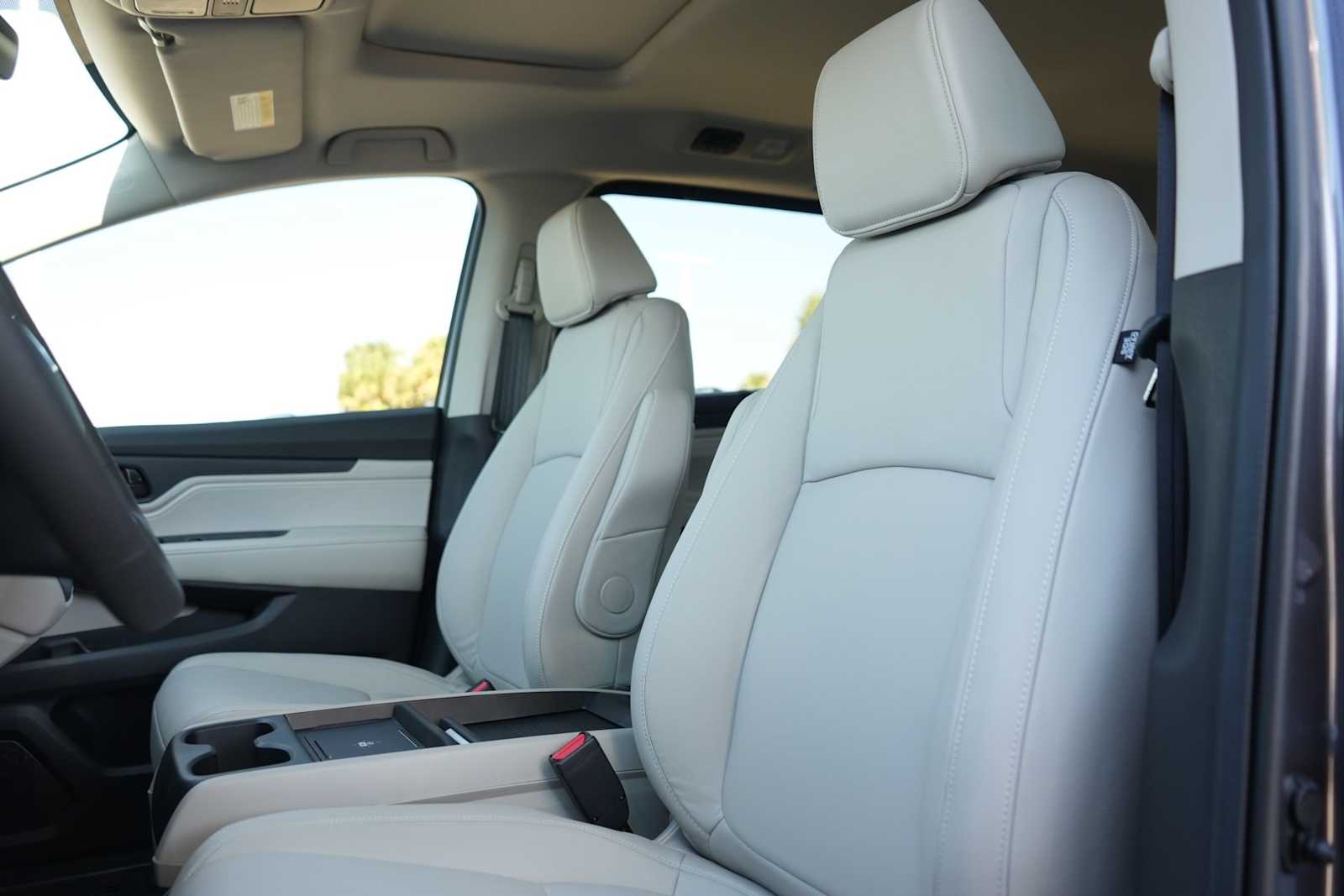 Thumbnail: 2026 Honda Odyssey - 11