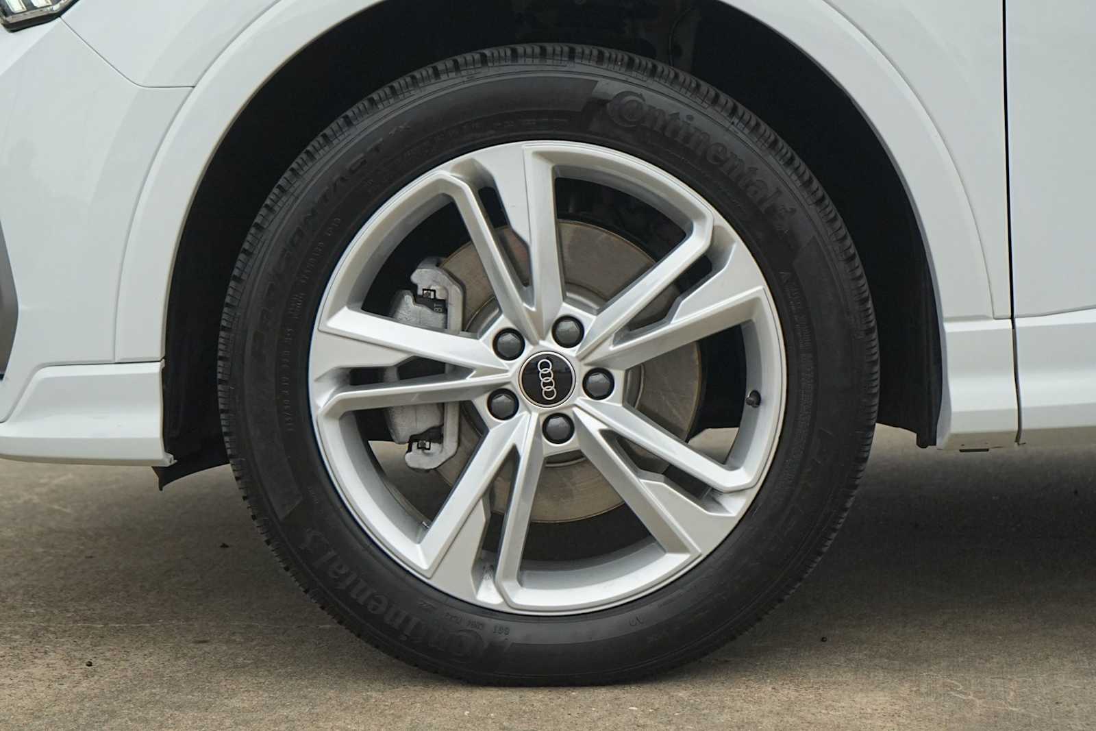 Thumbnail: 2023 Audi Q3 - 7