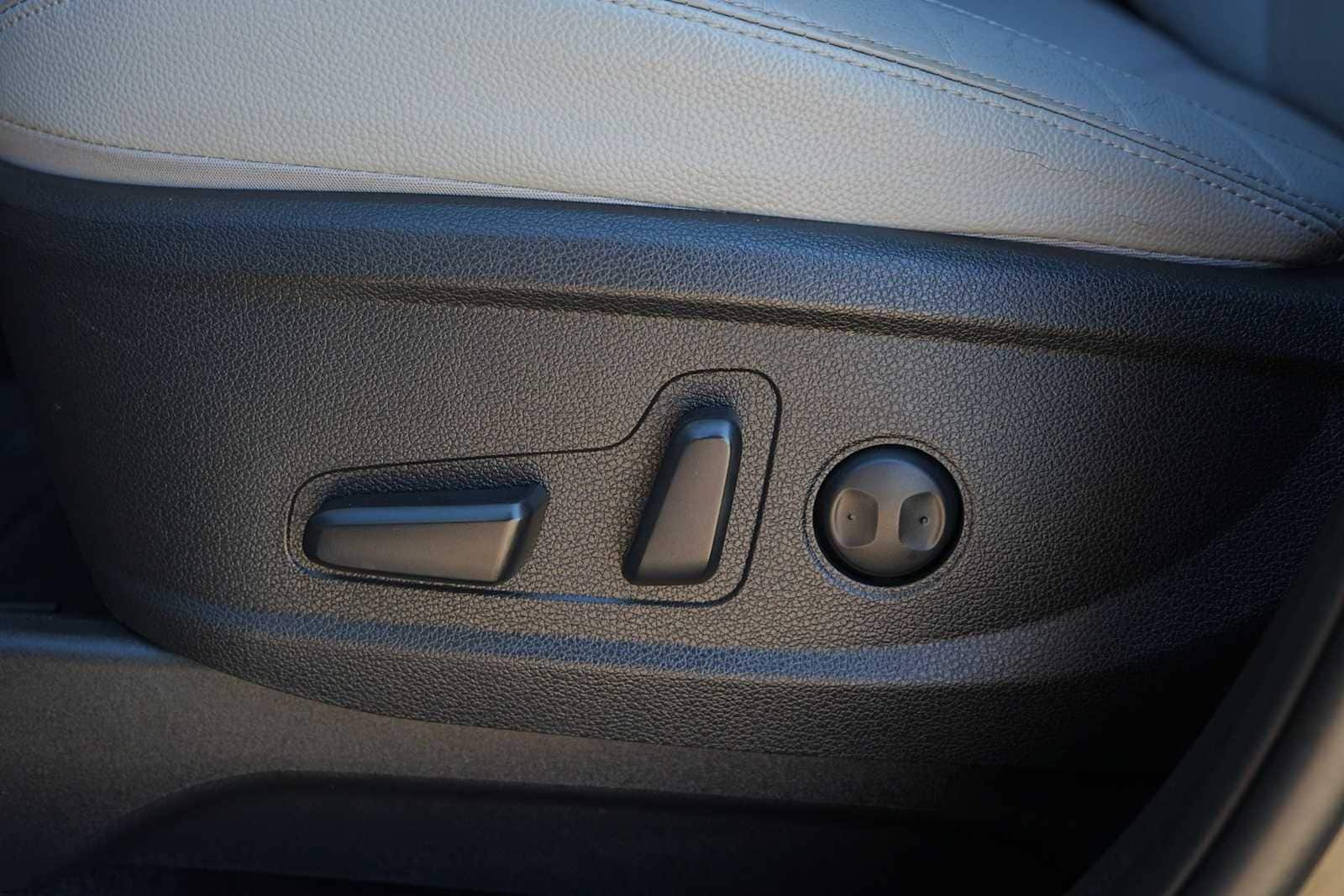 Thumbnail: 2022 Hyundai Palisade - 12