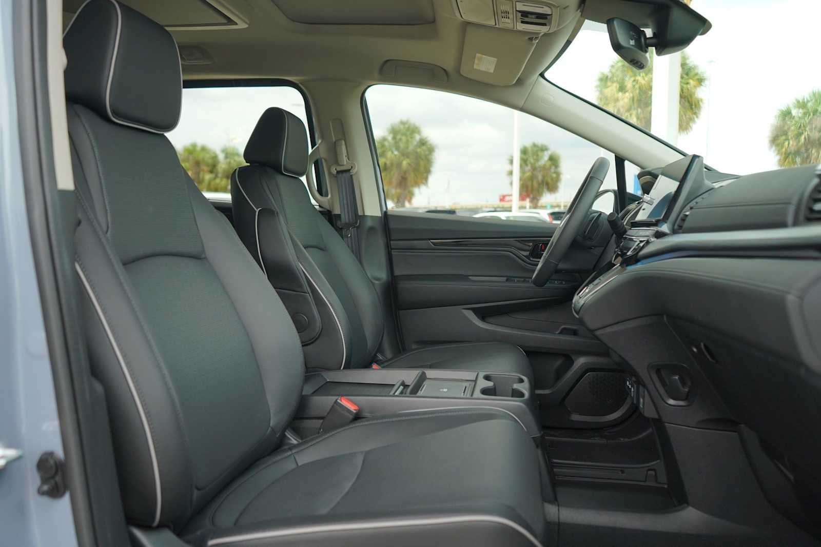 Thumbnail: 2026 Honda Odyssey - 14