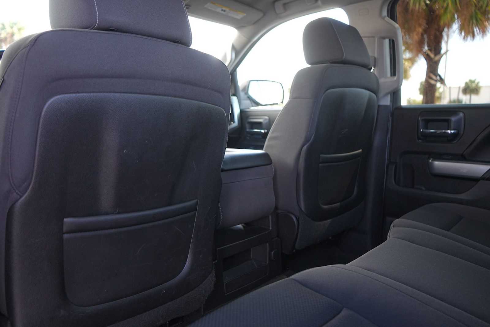 Thumbnail: 2015 Chevrolet Silverado 1500 - 13