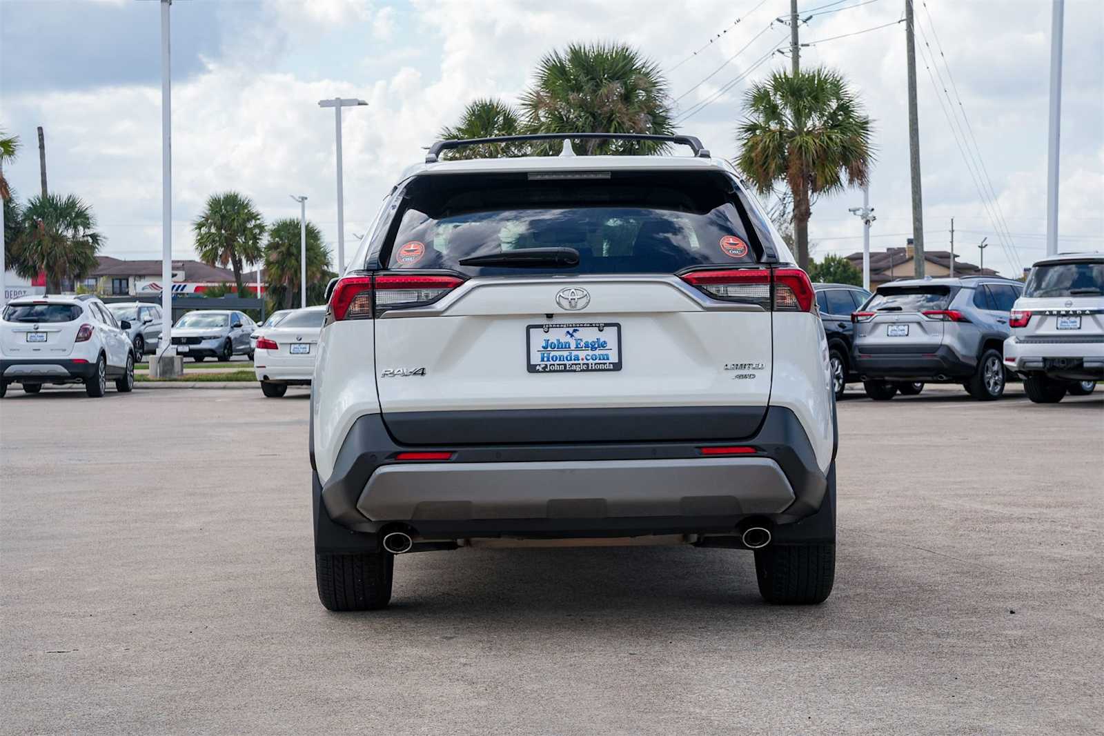 Thumbnail: 2021 Toyota RAV4 - 5