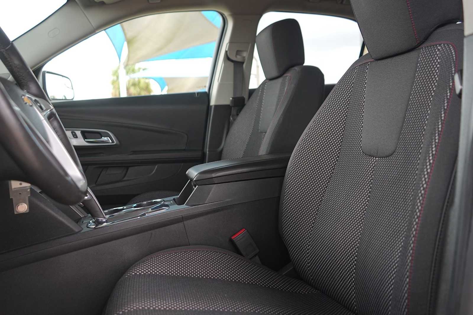 Thumbnail: 2013 Chevrolet Equinox - 11