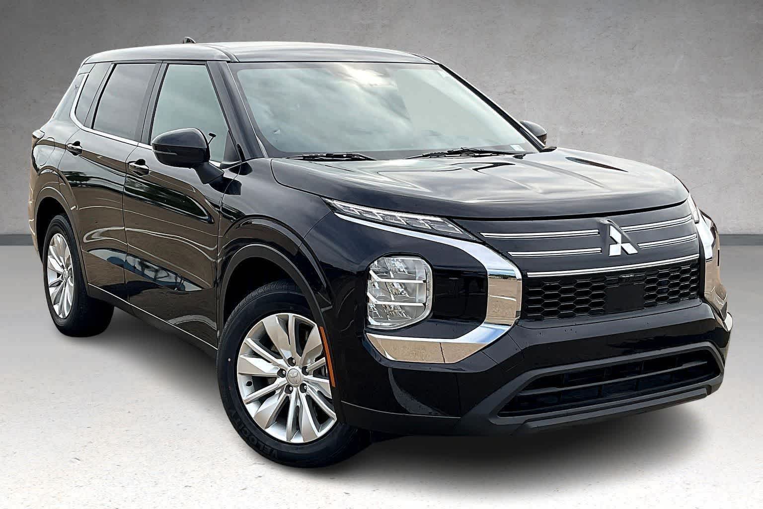 2025 Mitsubishi Outlander ES - Photo 21