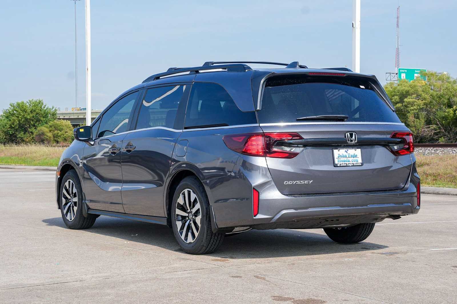 Thumbnail: 2026 Honda Odyssey - 4