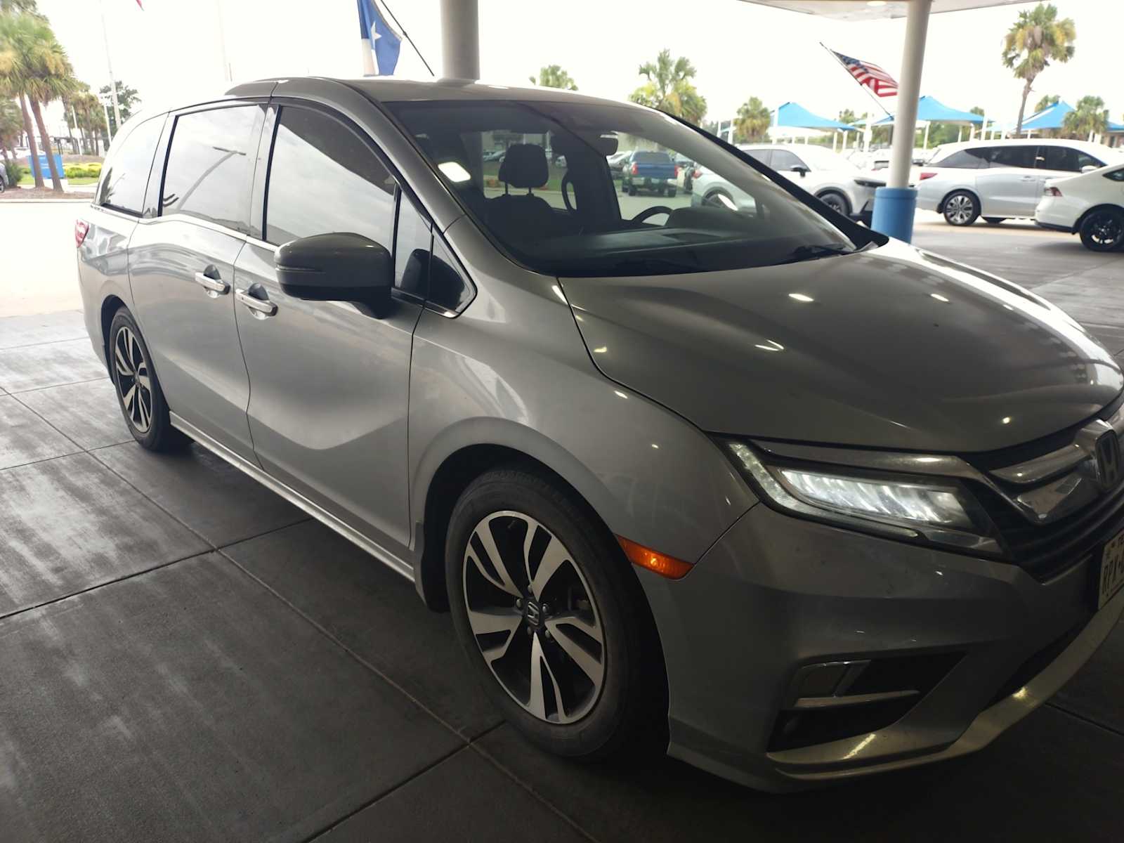 Thumbnail: 2018 Honda Odyssey - 2
