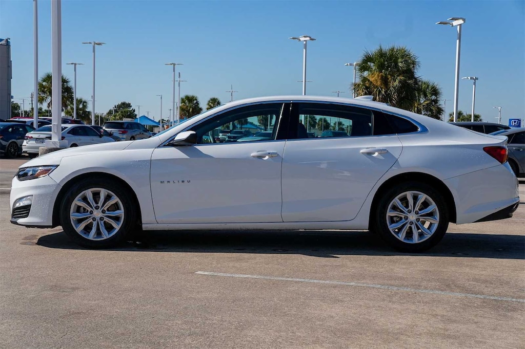 Used 2025 Chevrolet Malibu 1LT Sedan