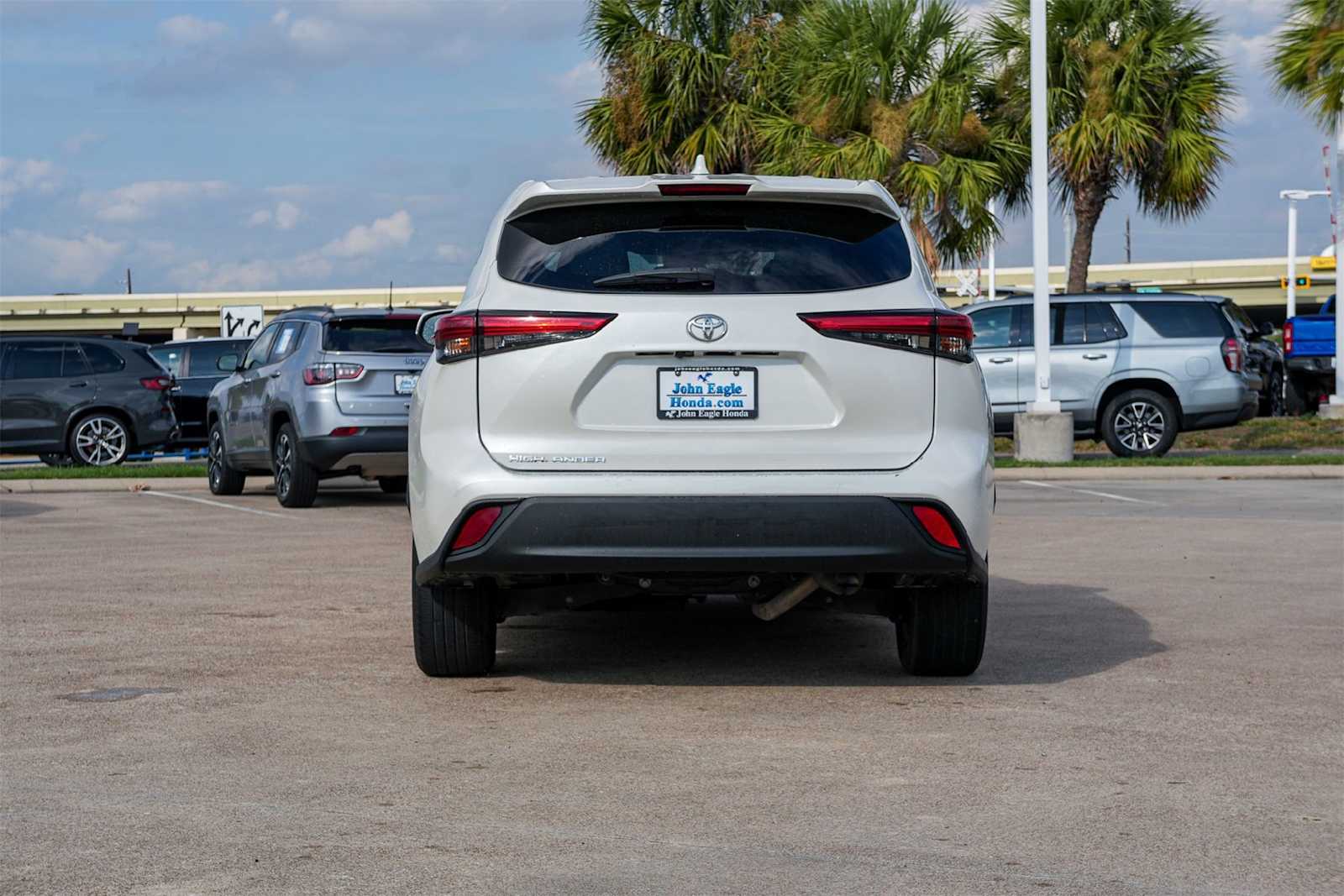 Thumbnail: 2021 Toyota Highlander - 5