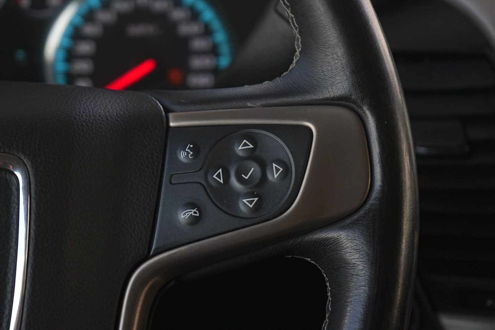 Thumbnail: 2019 GMC Yukon XL - 18