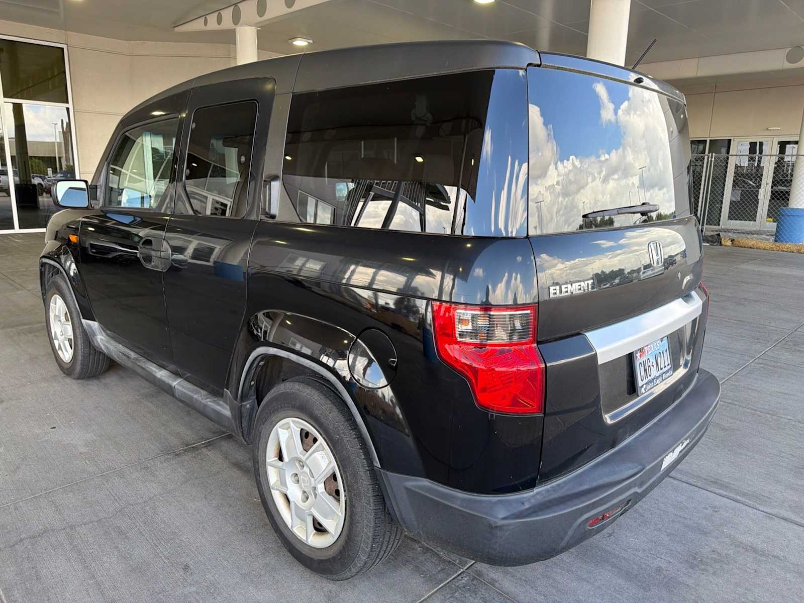 Thumbnail: 2011 Honda Element - 3
