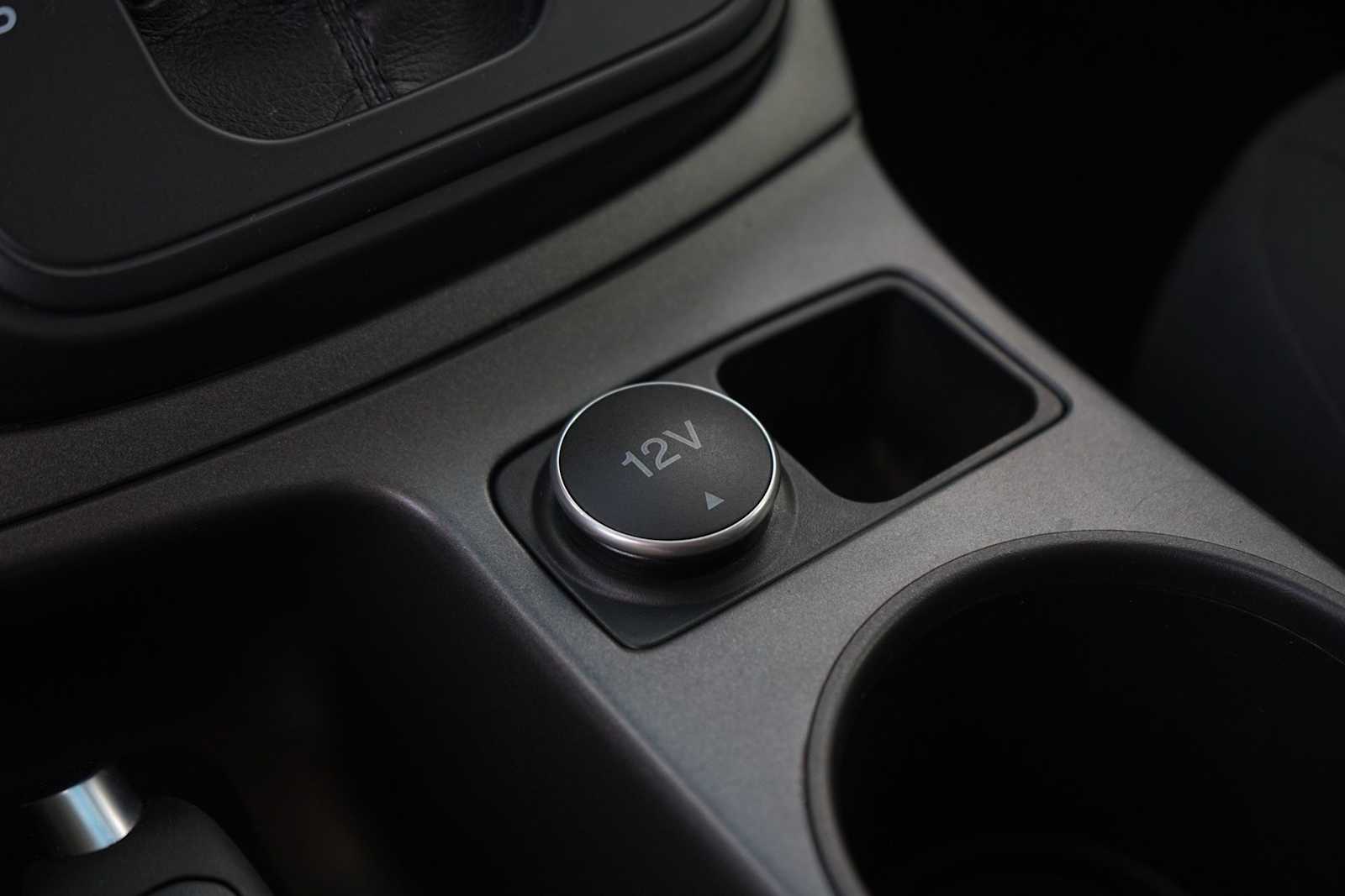 Thumbnail: 2014 Ford Escape - 23