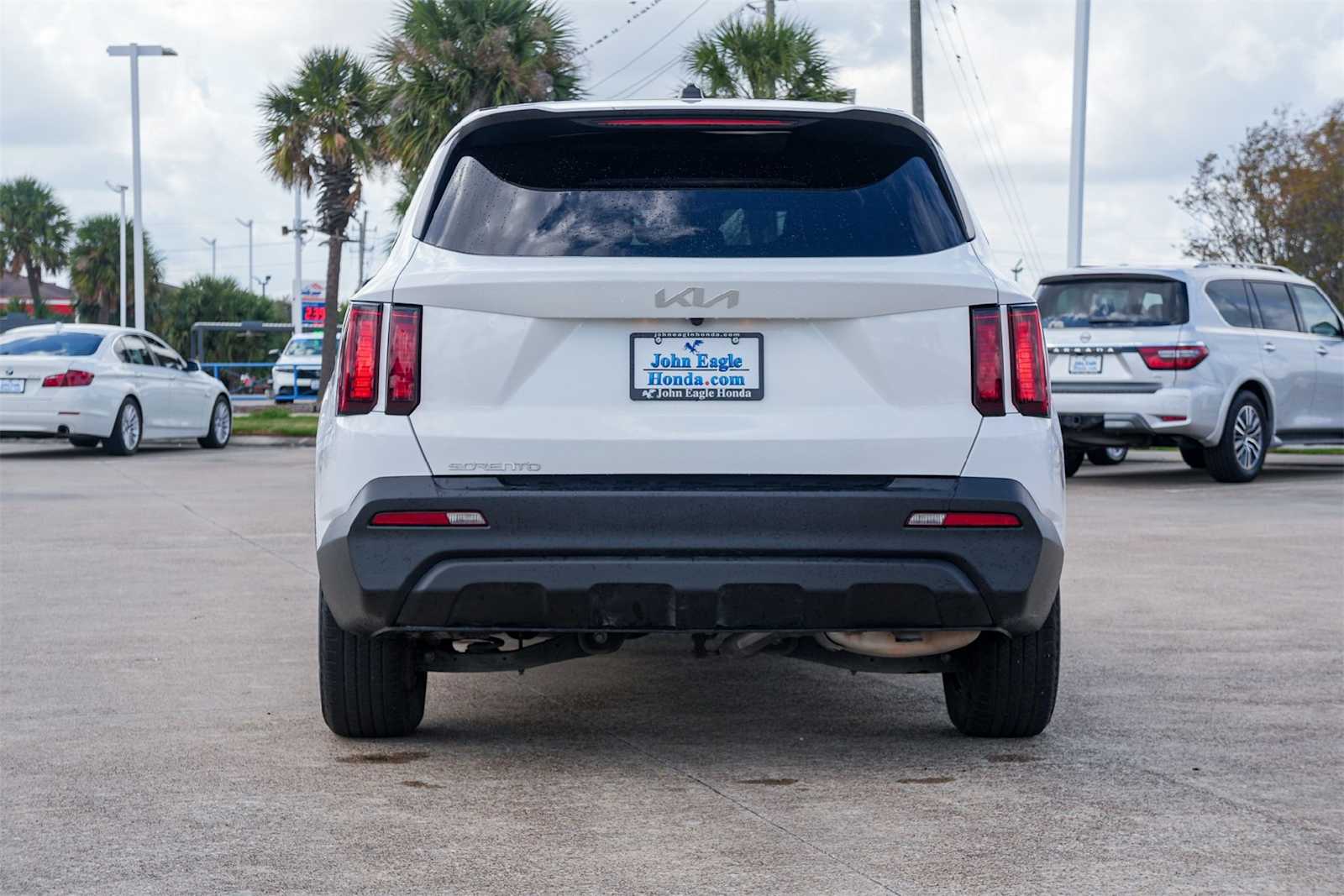 Thumbnail: 2023 Kia Sorento - 5