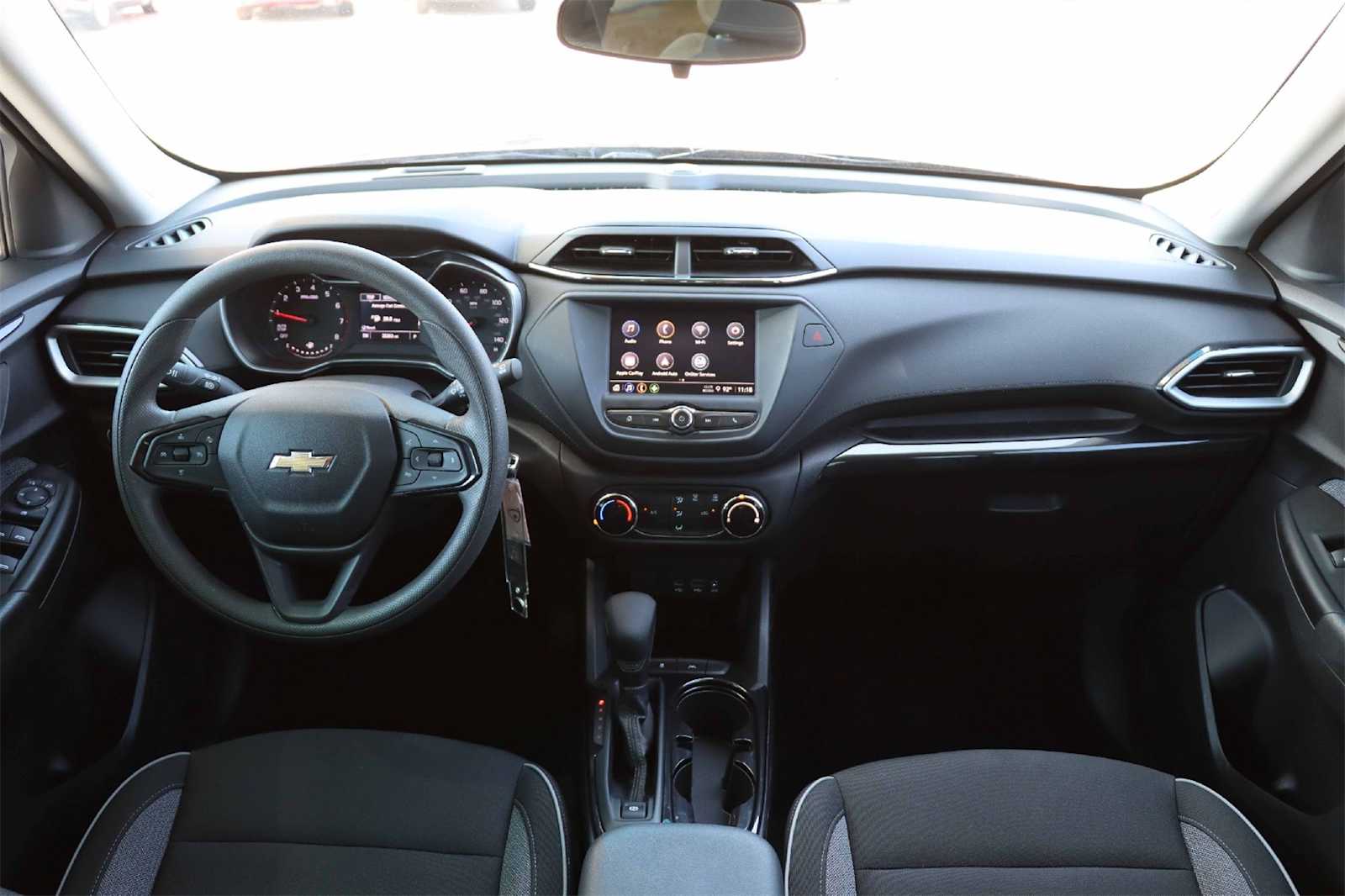 Thumbnail: 2023 Chevrolet TrailBlazer - 10