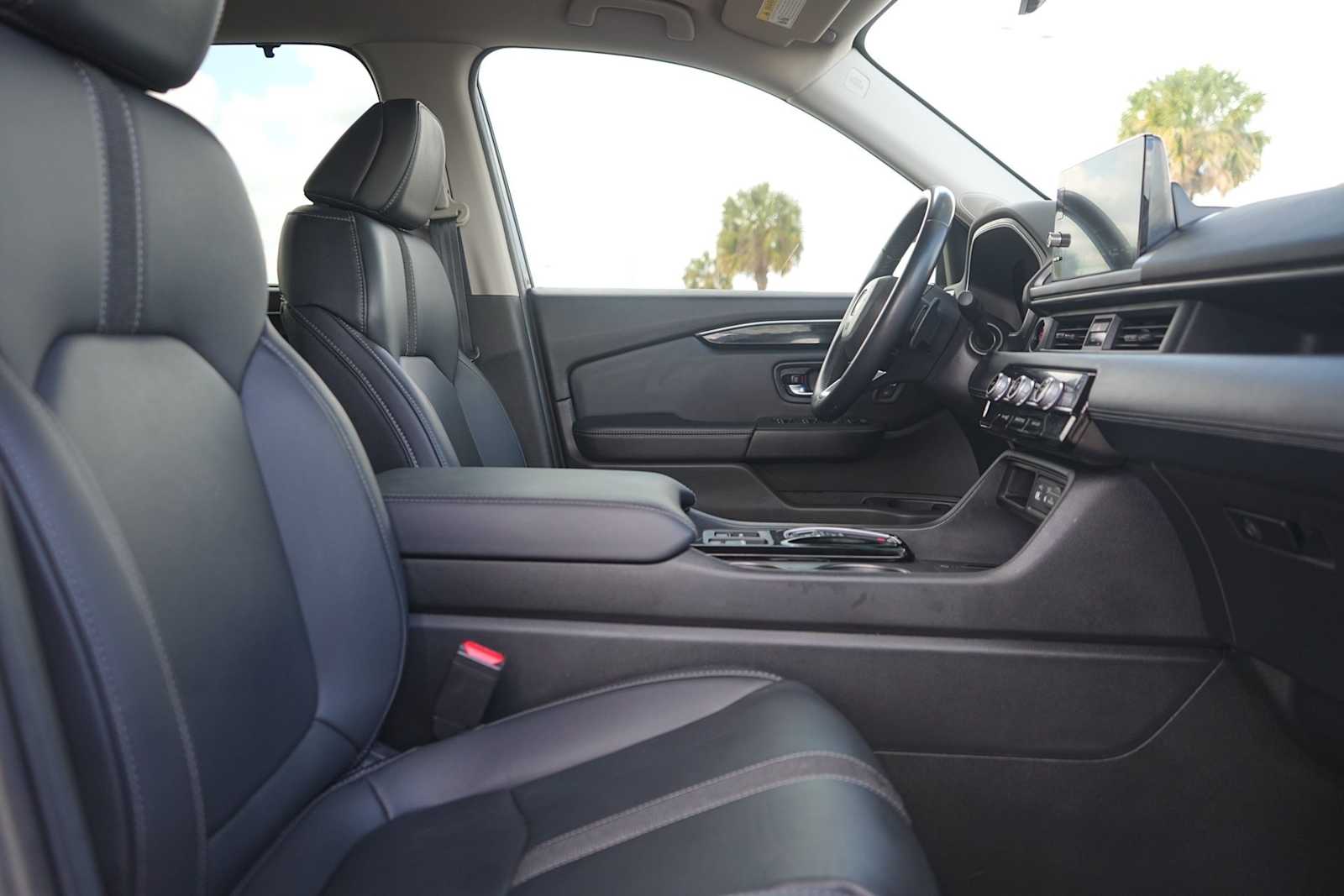 Thumbnail: 2023 Honda Pilot - 15