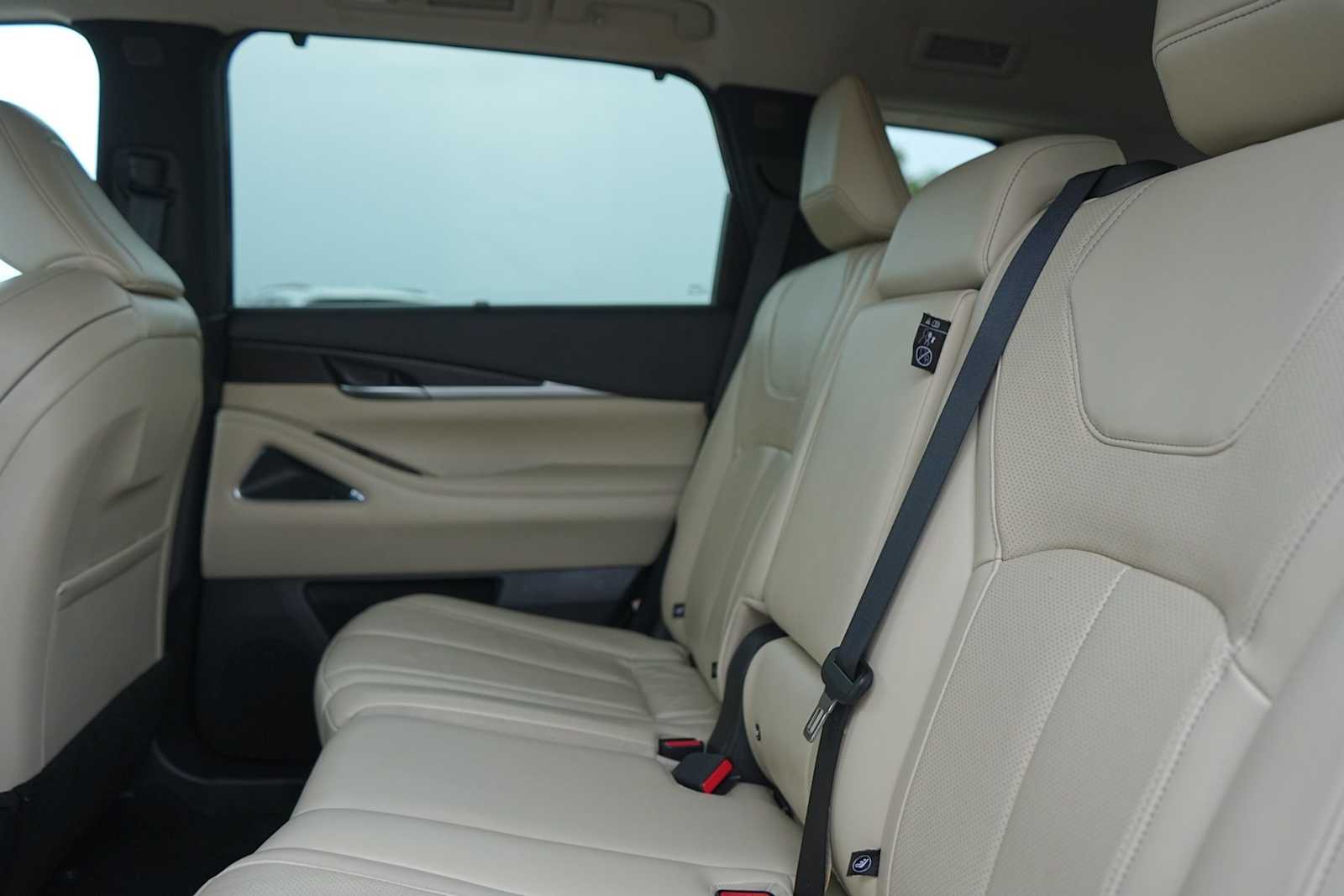 Thumbnail: 2025 INFINITI QX60 - 14