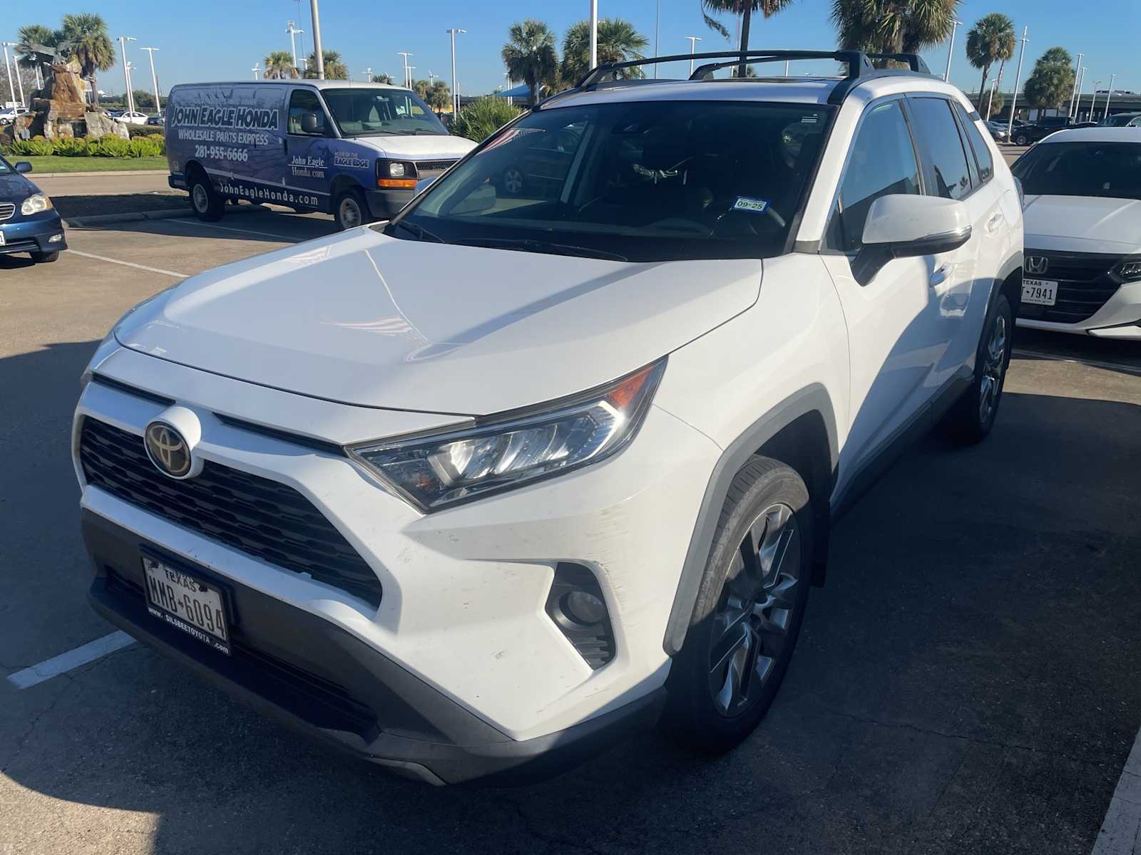 Thumbnail: 2019 Toyota RAV4 - 1