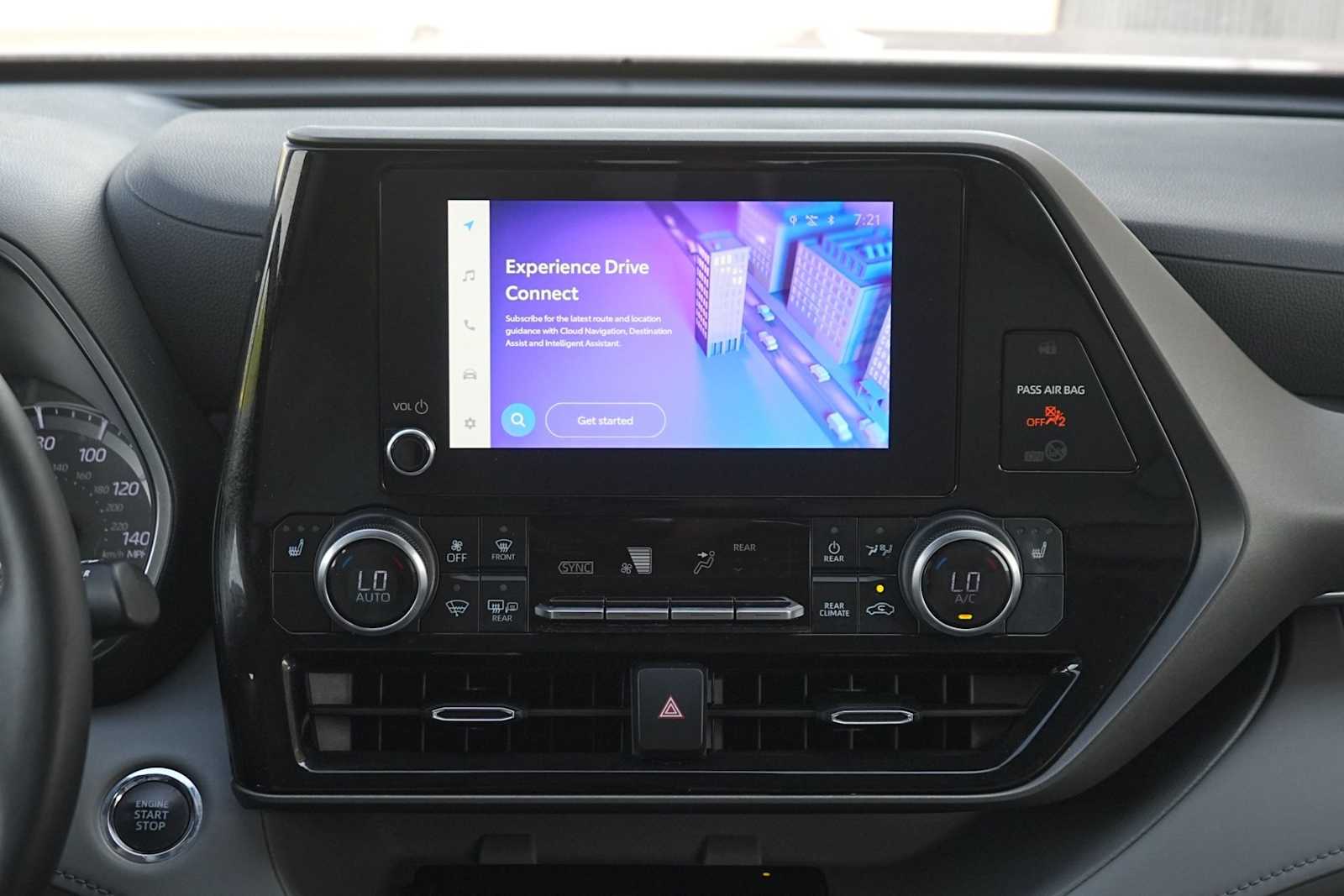 2023 Toyota Highlander XLE - Photo 19