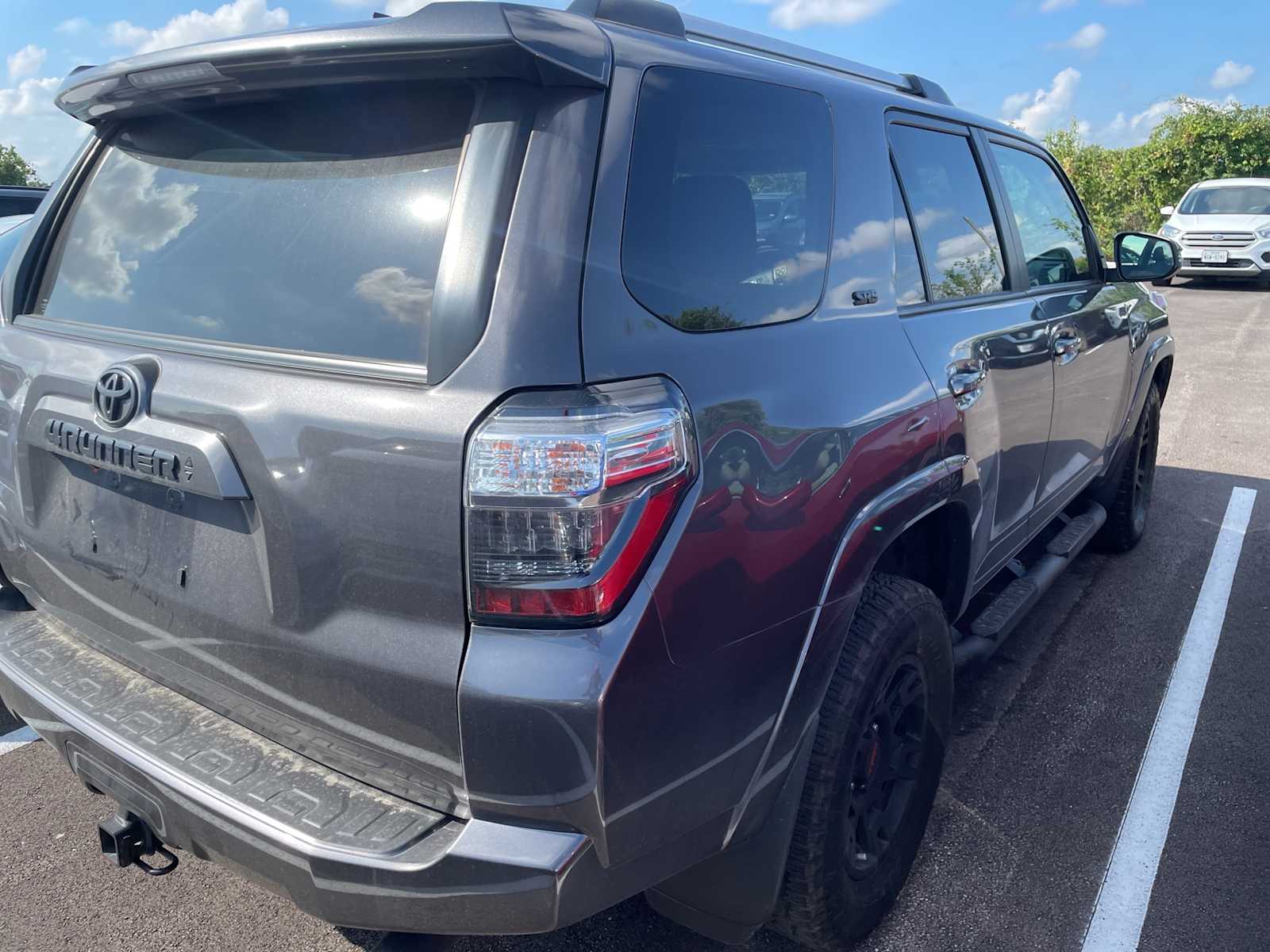 Thumbnail: 2021 Toyota 4Runner - 3