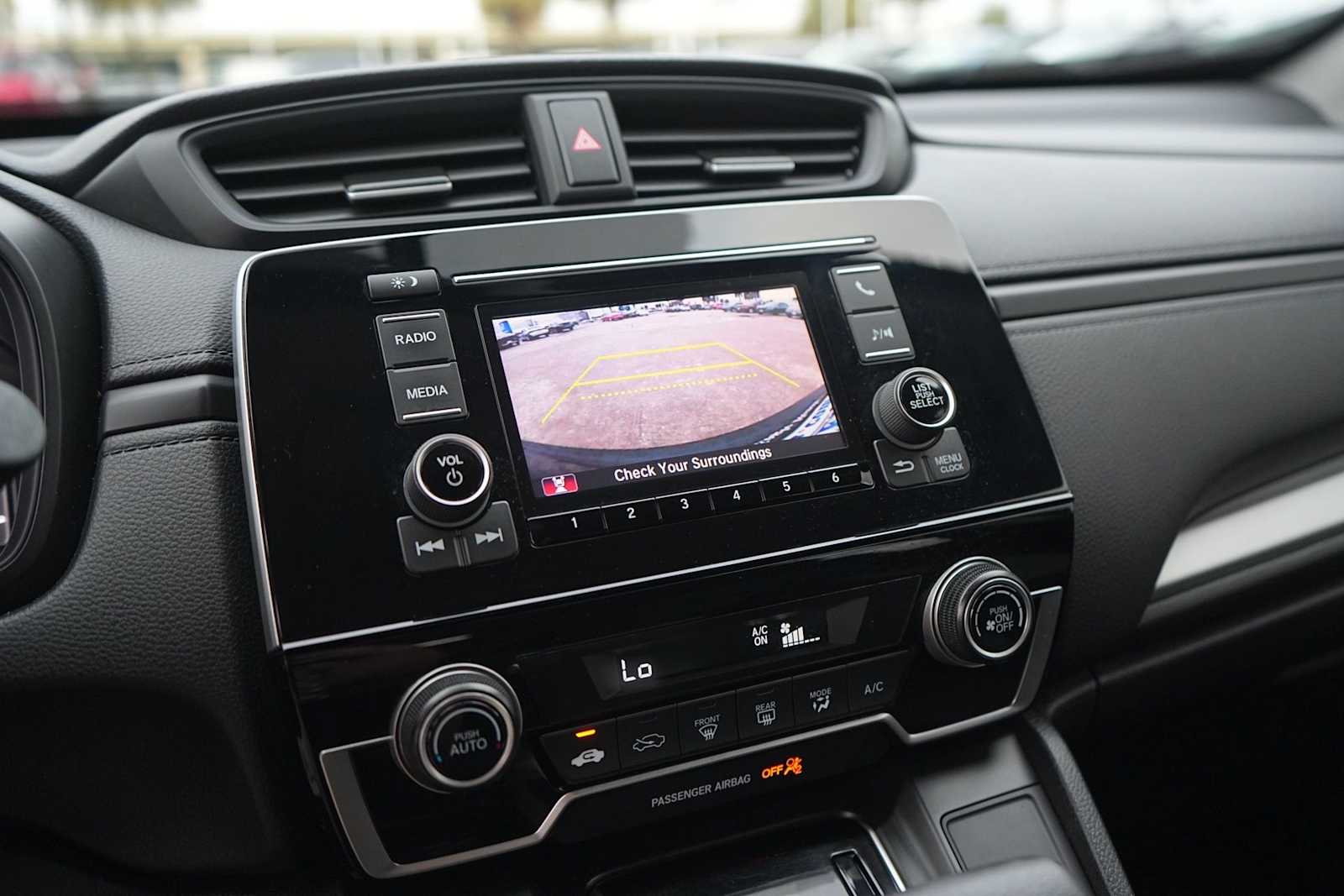 Thumbnail: 2018 Honda CR-V - 21