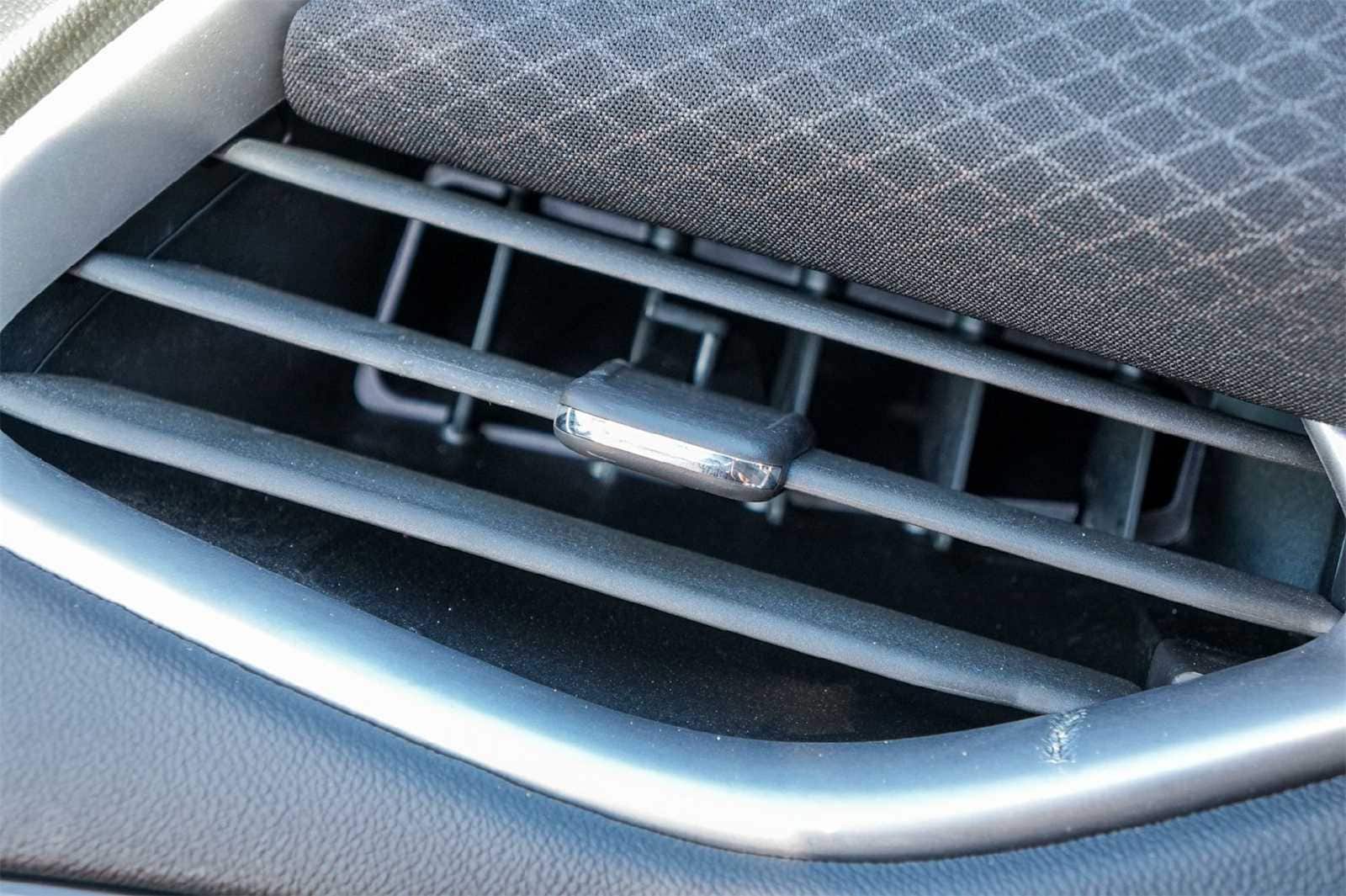 Thumbnail: 2025 Chevrolet Malibu - 28