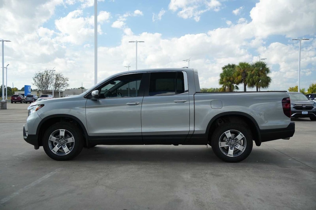 New 2026 Honda Ridgeline RTL Truck Crew Cab