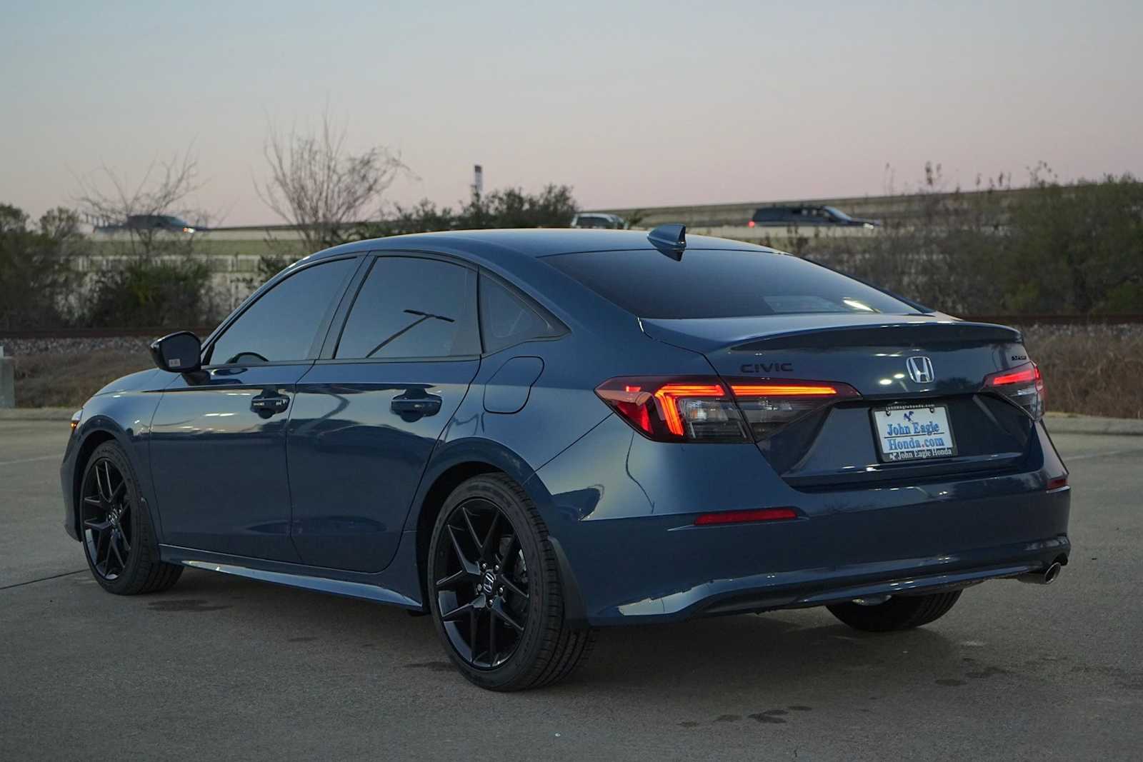 Thumbnail: 2026 Honda Civic - 4