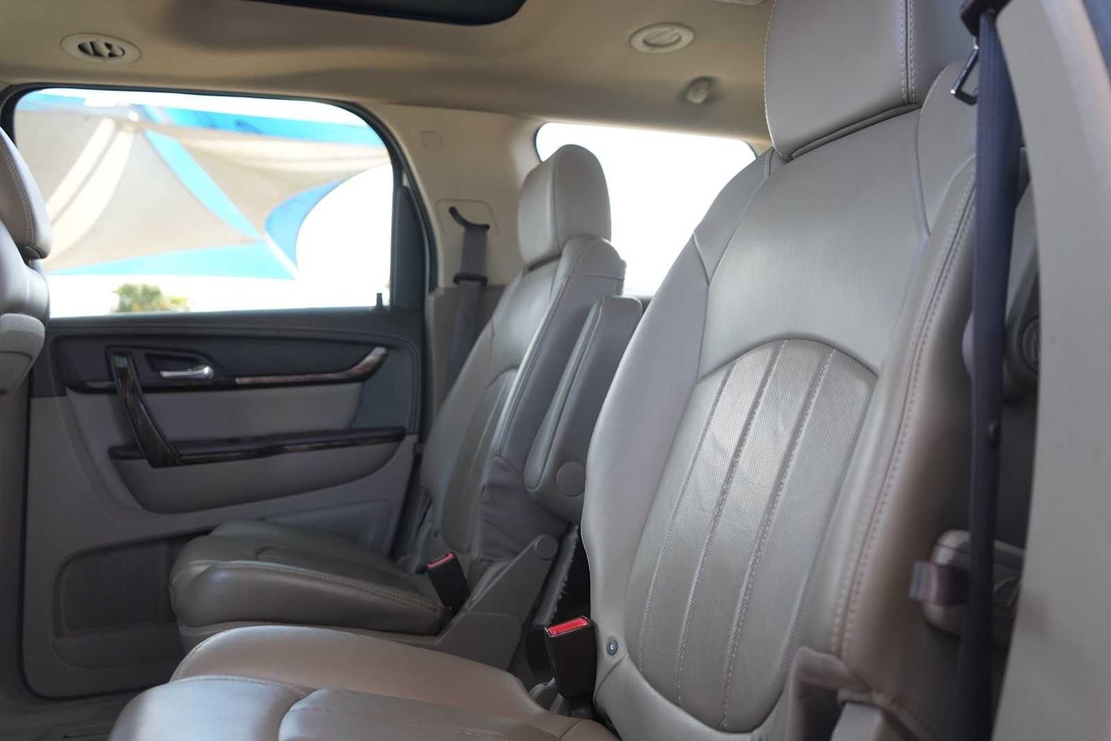 Thumbnail: 2015 GMC Acadia - 13
