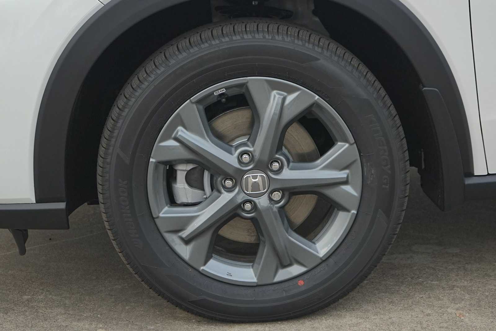 2026 Honda HR-V LX - Photo 7