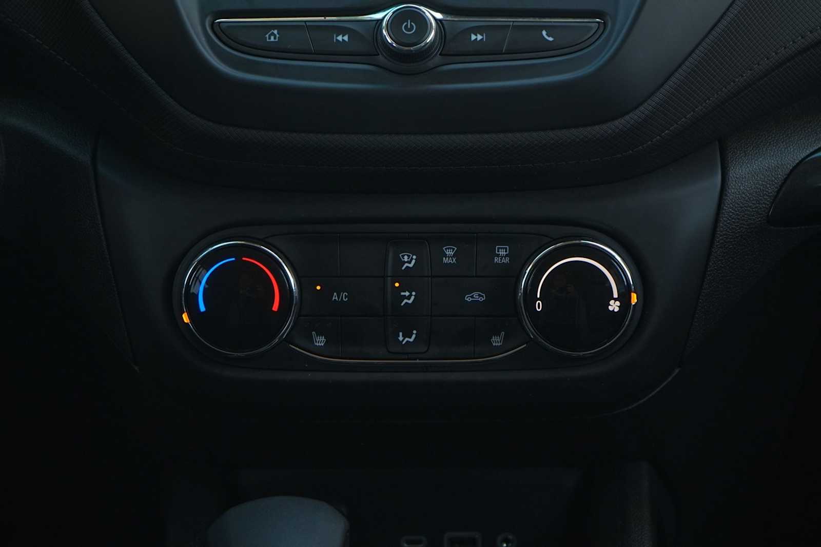 Thumbnail: 2023 Chevrolet TrailBlazer - 20