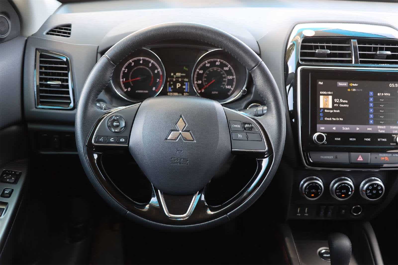 Thumbnail: 2024 Mitsubishi Outlander Sport - 16