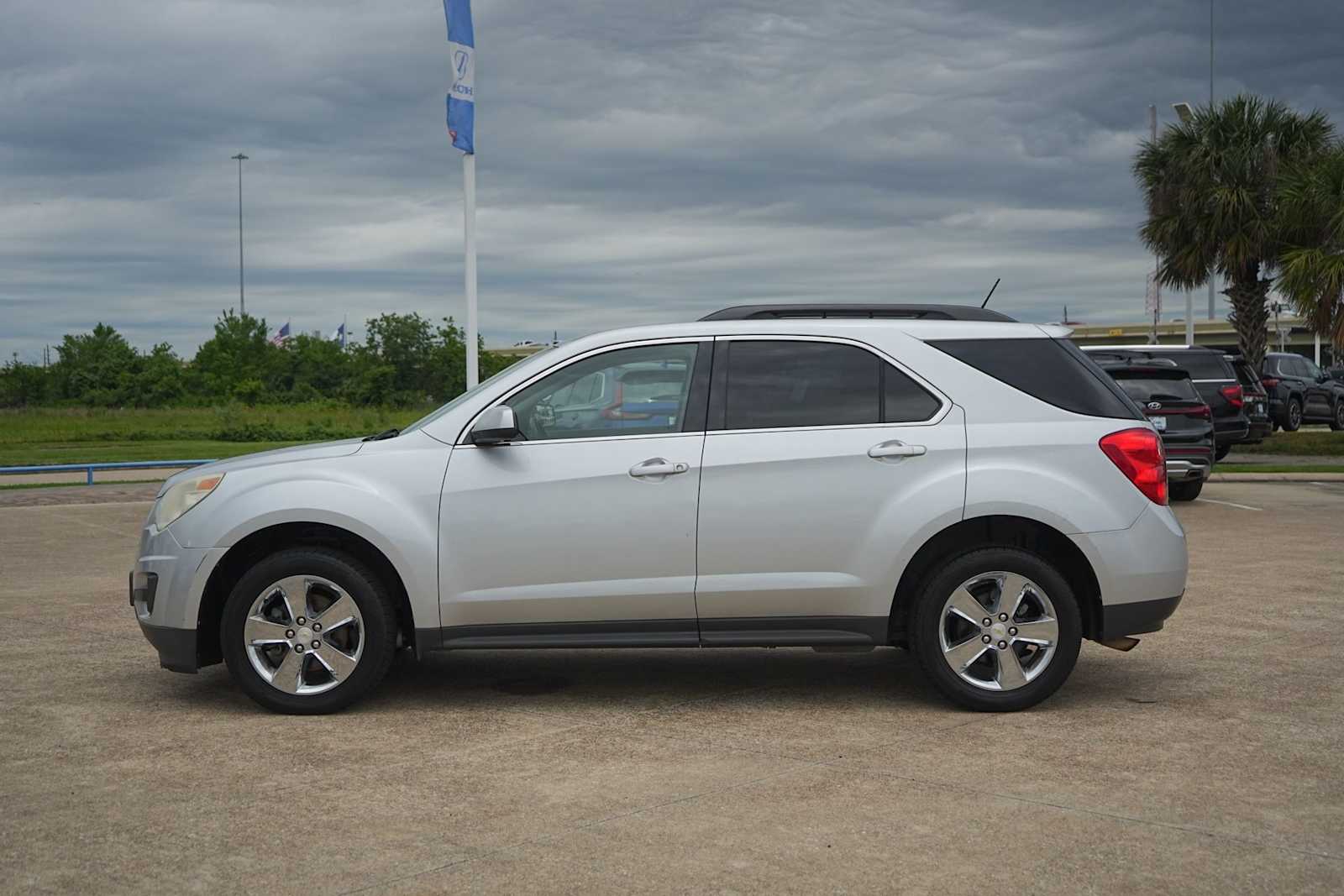 Thumbnail: 2013 Chevrolet Equinox - 3