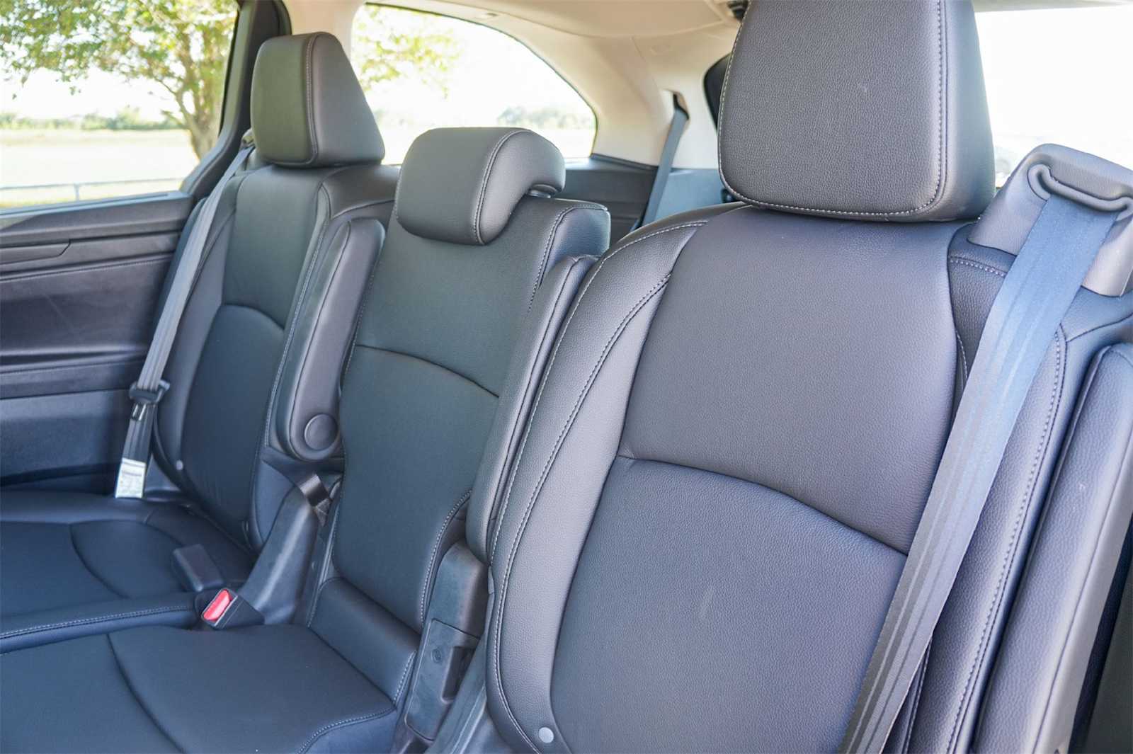 Thumbnail: 2025 Honda Odyssey - 13