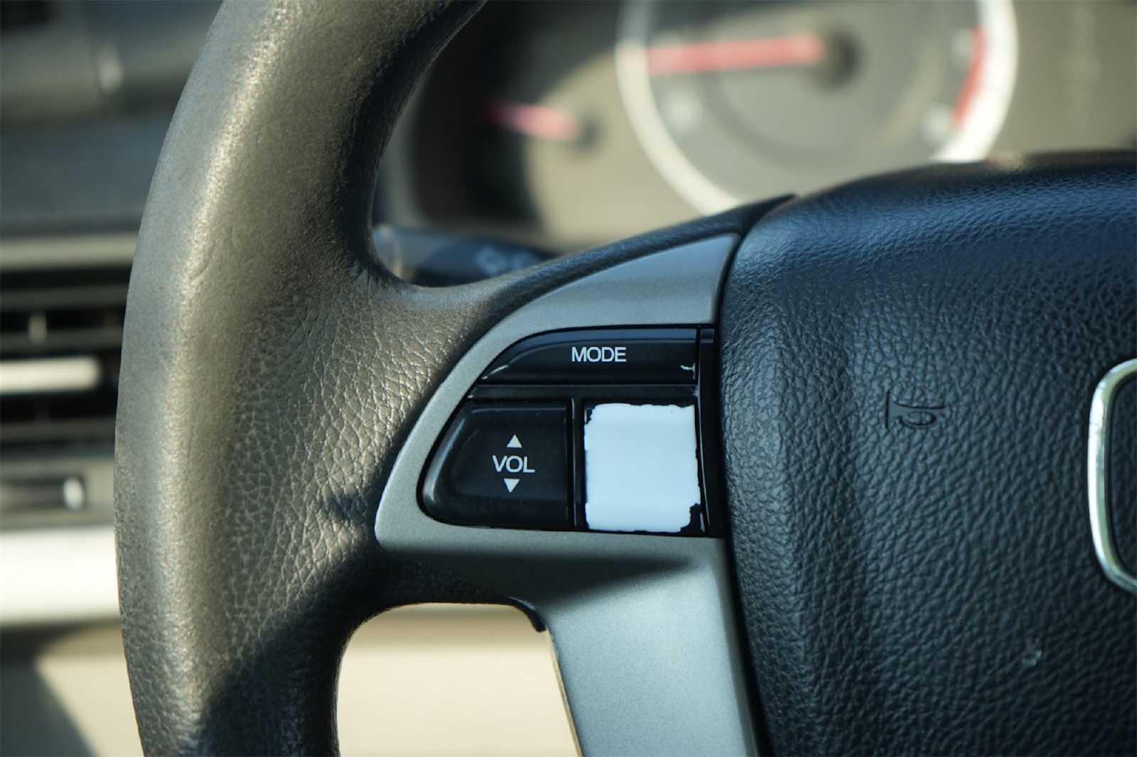 Thumbnail: 2011 Honda Accord - 23