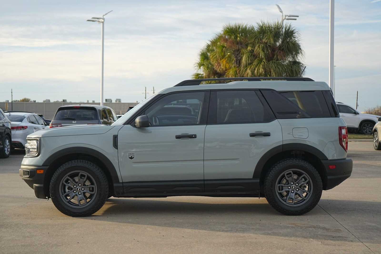 Thumbnail: 2022 Ford Bronco Sport - 3