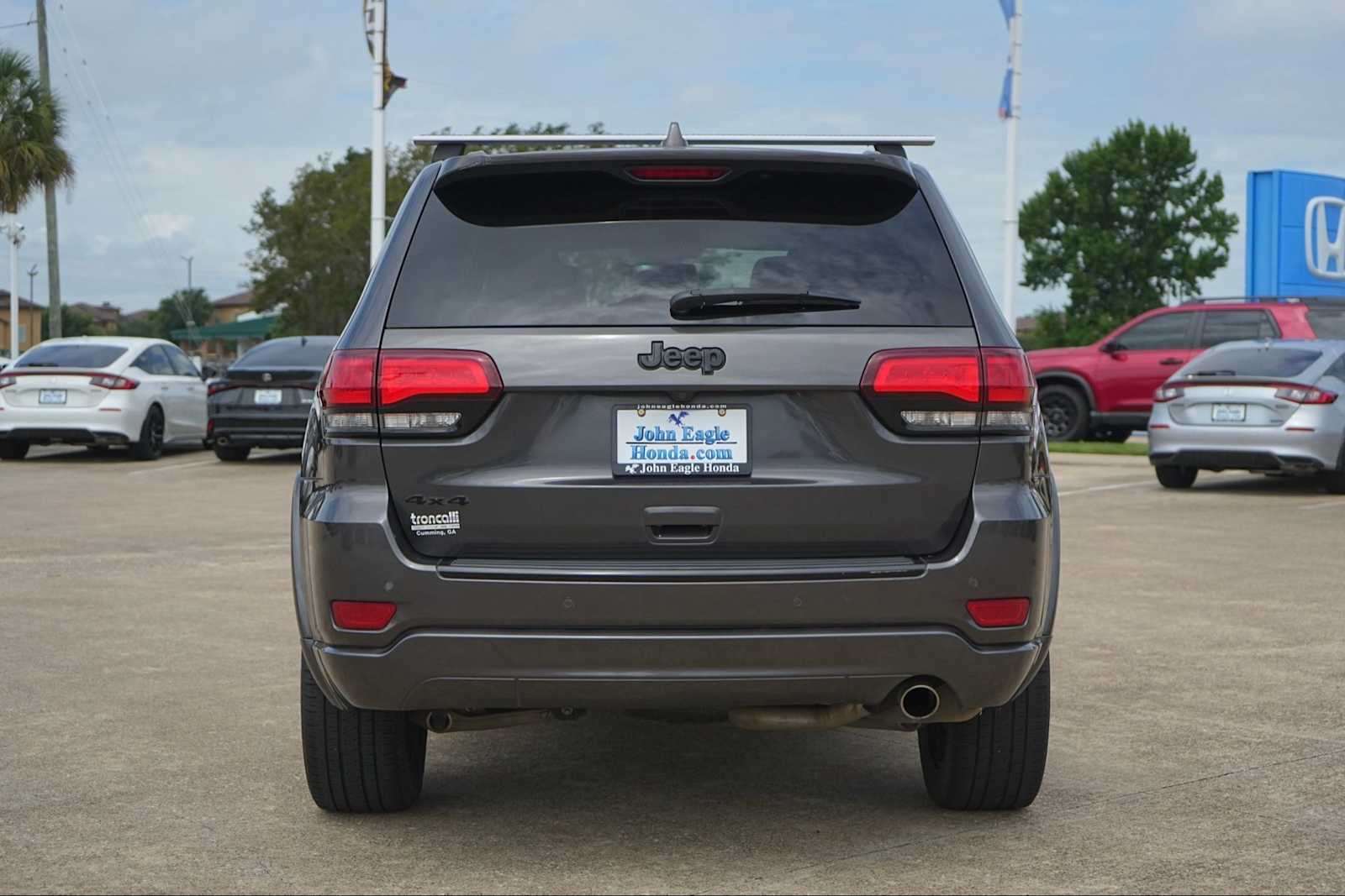 Thumbnail: 2018 Jeep Grand Cherokee - 5