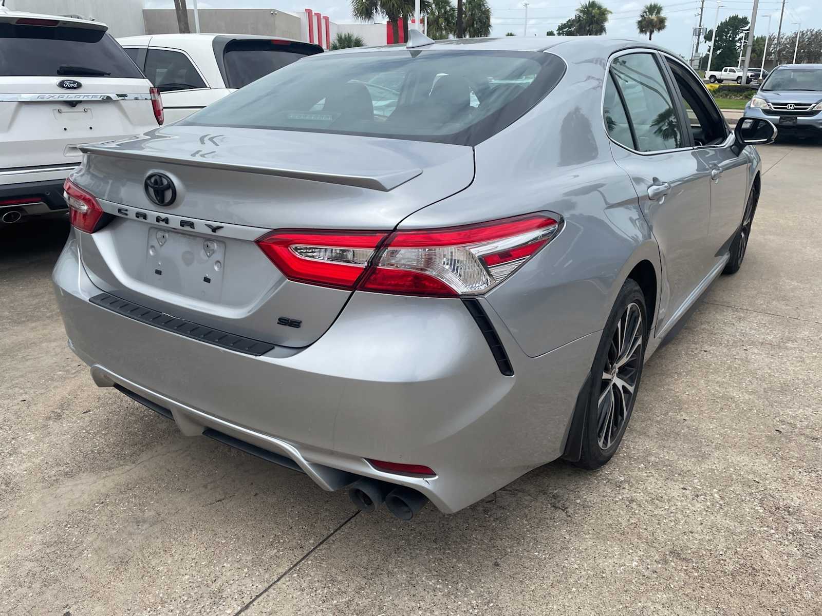 Thumbnail: 2020 Toyota Camry - 3