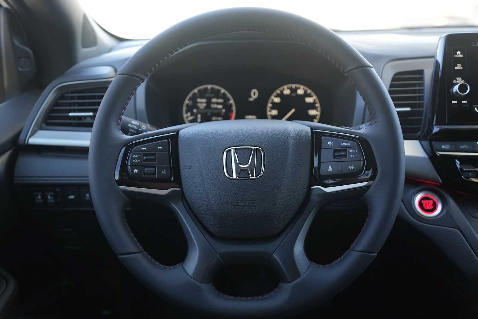 Thumbnail: 2026 Honda Odyssey - 15