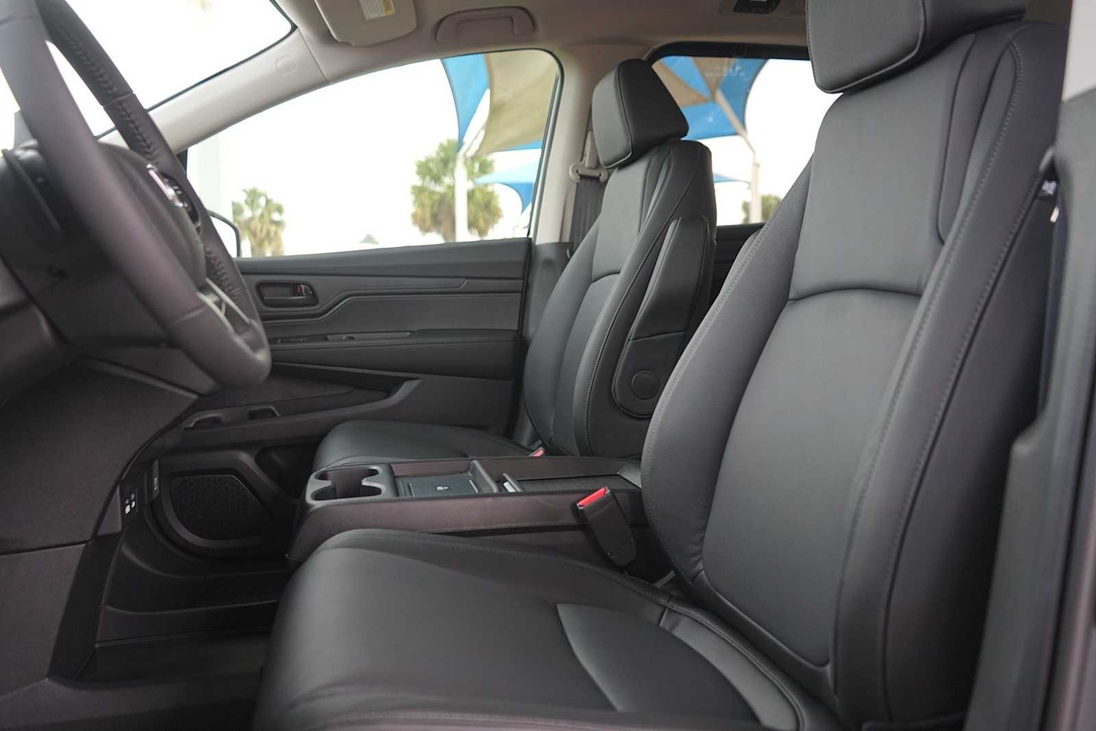 Thumbnail: 2026 Honda Odyssey - 11